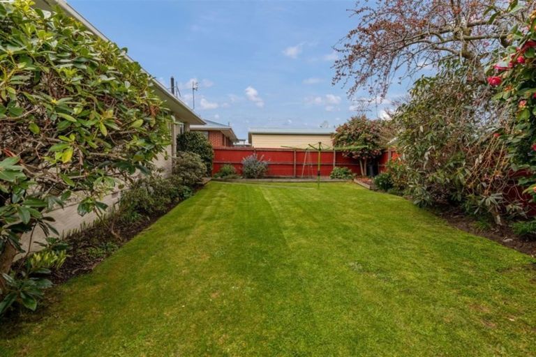 Photo of property in 4 Carbine Place, Sockburn, Christchurch, 8042