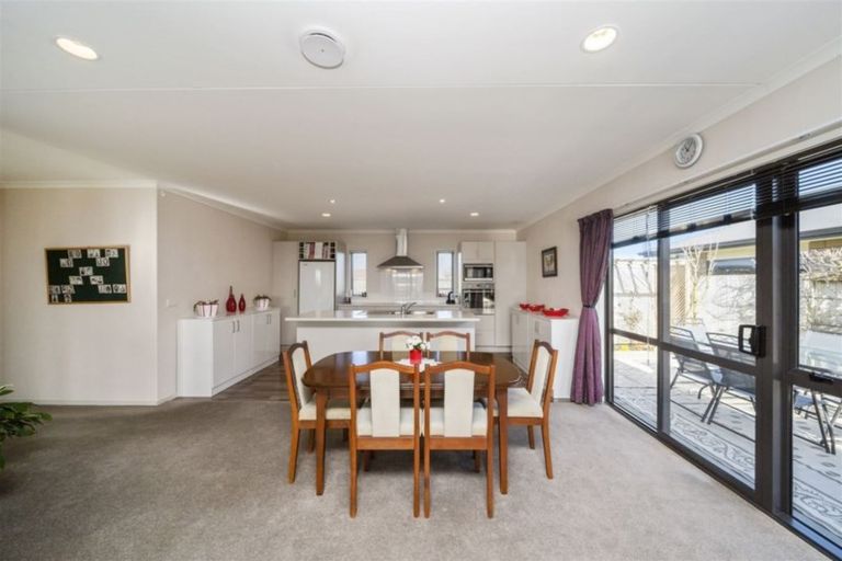 Photo of property in 11 Reremoana Close, Hawera, 4610