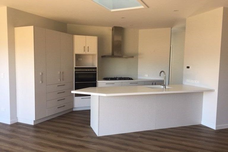 Photo of property in 86 Jacks Point Rise, Jacks Point, Queenstown, 9371
