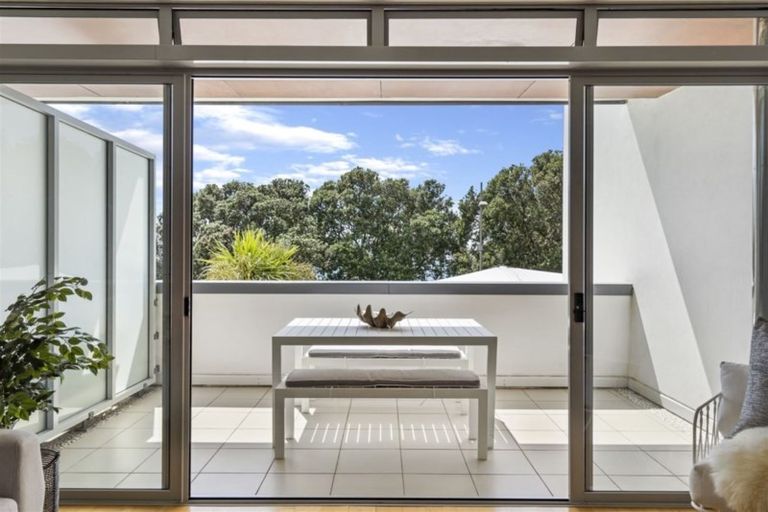 Photo of property in 5107/87 Clyde Road, Browns Bay, Auckland, 0630