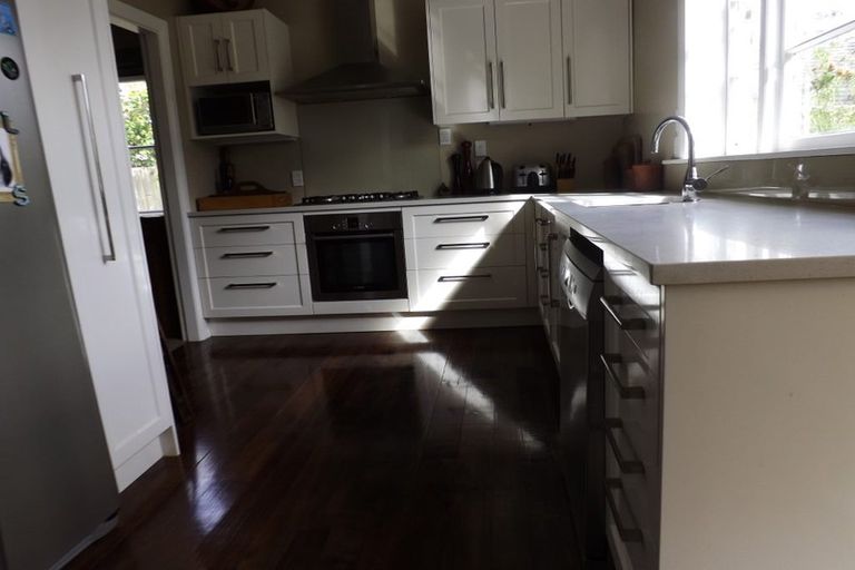 Photo of property in 5 Moana Street, Somerfield, Christchurch, 8024