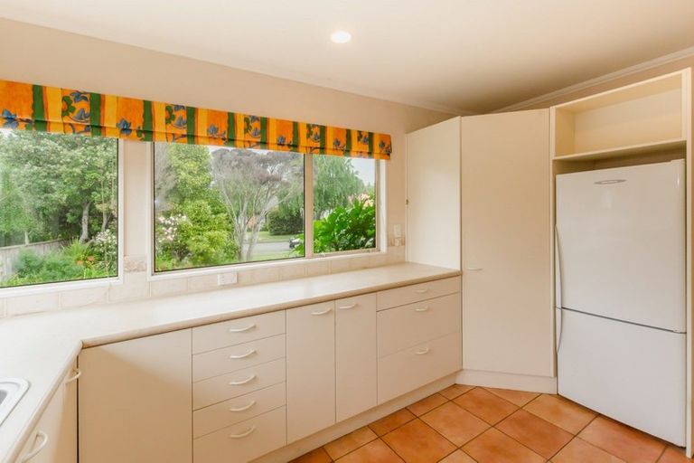 Photo of property in 5 Stella Court, Paraparaumu, 5032