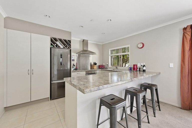 Photo of property in 64 Evergreen Crescent, Trentham, Upper Hutt, 5018