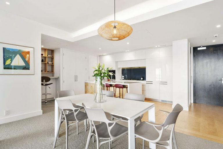 Photo of property in 902/1 Market Lane, Wellington Central, Wellington, 6011