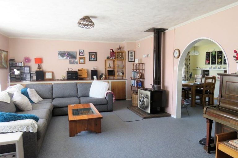 Photo of property in 12 Settlement Road, Kurow, 9435