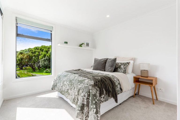 Photo of property in 13 Hudson Bay Road, Hobsonville, Auckland, 0616