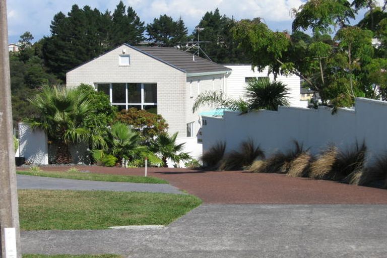 Photo of property in 18 Elsfield Place, Torbay, Auckland, 0630