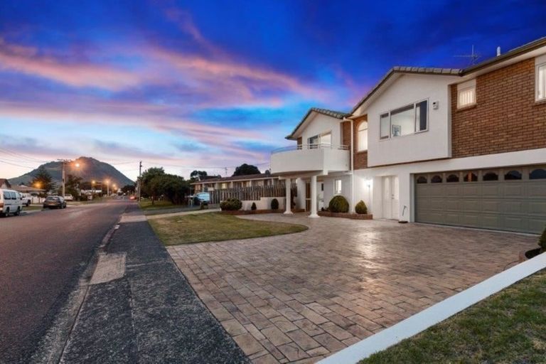 Photo of property in 61a Pitau Road, Mount Maunganui, 3116