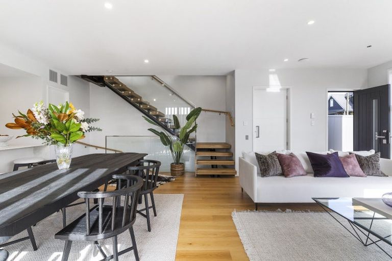 Photo of property in 16a Killarney Street, Takapuna, Auckland, 0622