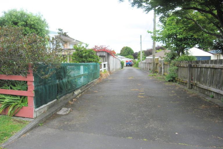 Photo of property in 90 Beach Road, Pahurehure, Papakura, 2113