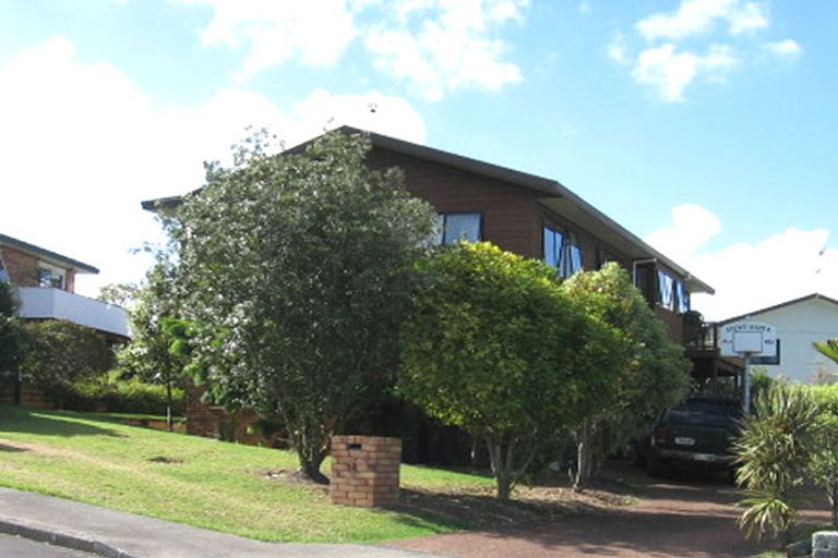 Photo of property in 9 Westergrove Place, West Harbour, Auckland, 0618