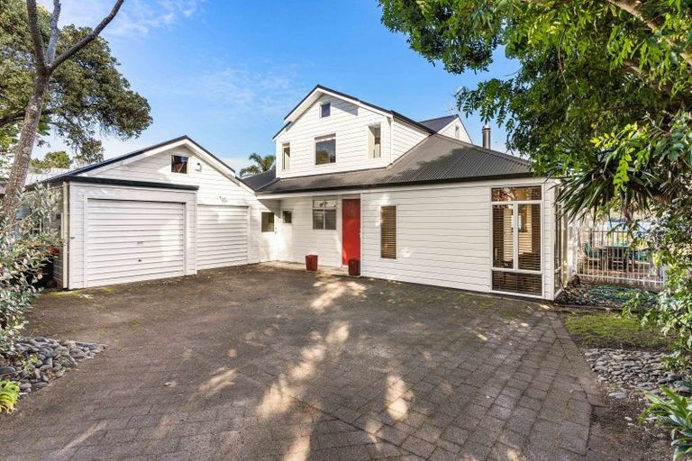 Photo of property in 27 Golden Hills Drive, Pauanui, Hikuai, 3579