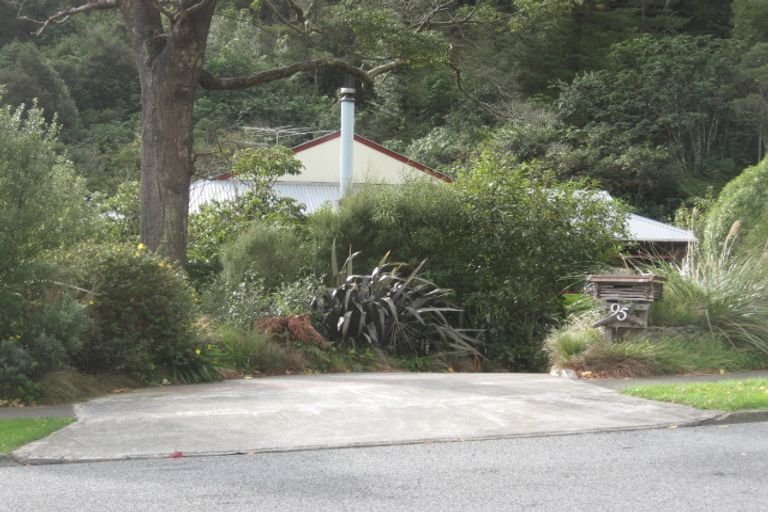 Photo of property in 95 Tawhai Street, Stokes Valley, Lower Hutt, 5019