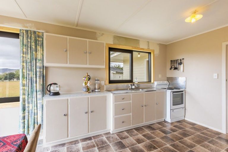 Photo of property in 245 Te Uri Road, Mangaorapa, Porangahau, 4291