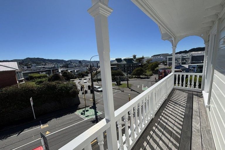 Photo of property in 1 Bidwill Street, Mount Cook, Wellington, 6021