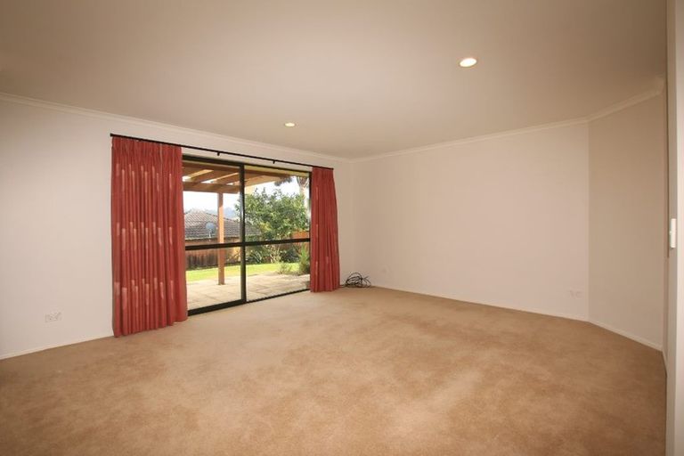 Photo of property in 174 Kyle Road, Greenhithe, Auckland, 0632