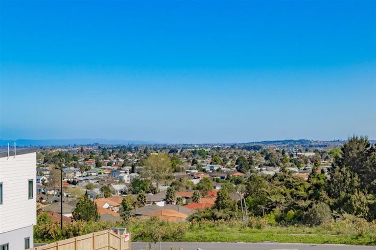 Photo of property in 10b Kotahitanga Street, Papakura, 2110