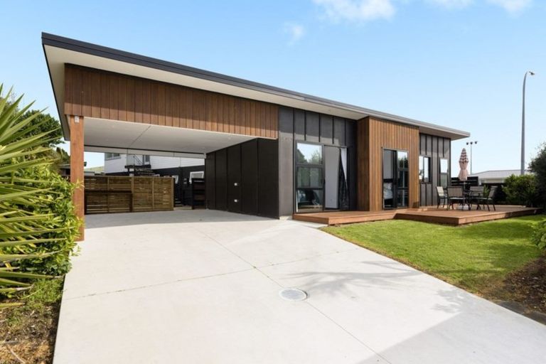 Photo of property in 4 Concord Avenue, Mount Maunganui, 3116