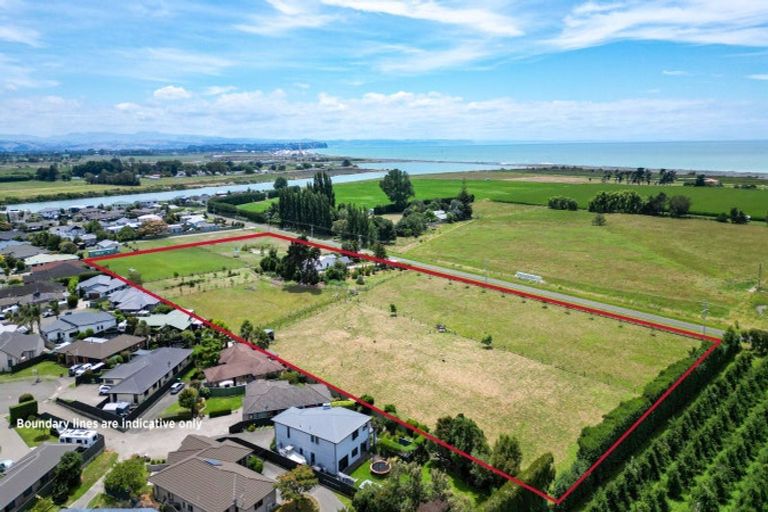 Photo of property in 104 Ferry Road, Clive, 4102