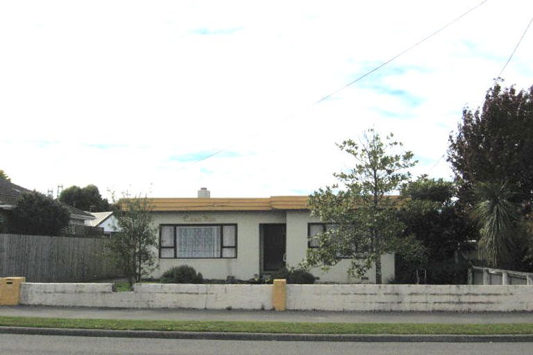 Photo of property in 86 Racecourse Road, Sockburn, Christchurch, 8042