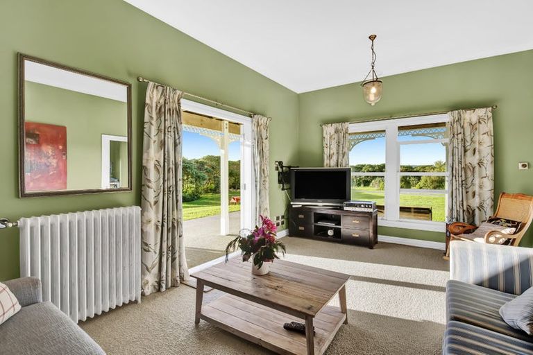 Photo of property in 47 Sandown Road, Te Horo Beach, Otaki, 5581