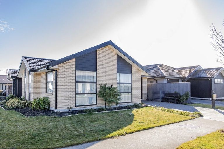 Photo of property in 11 Silverstream Boulevard, Kaiapoi, 7630