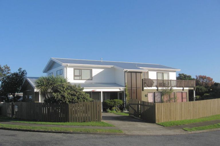 Photo of property in 41 Rothwell Street, Titahi Bay, Porirua, 5022