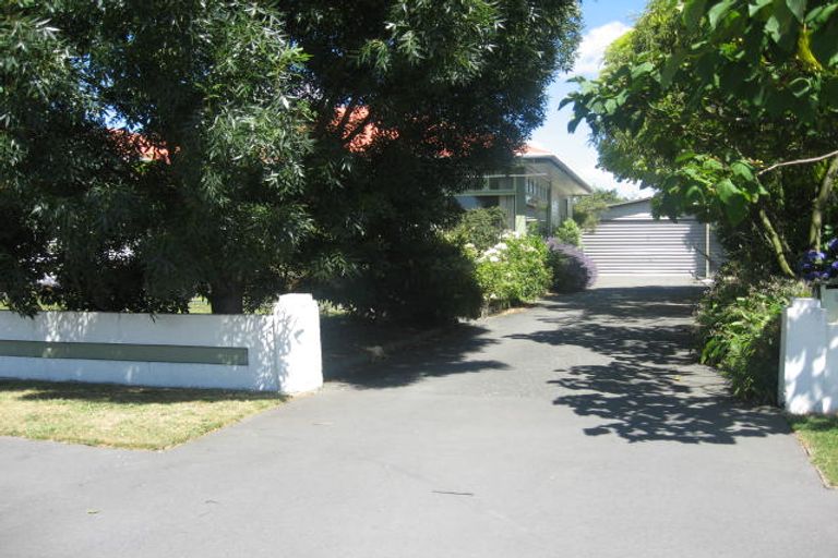 Photo of property in 15 Field Terrace, Upper Riccarton, Christchurch, 8041