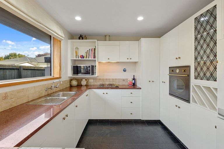 Photo of property in 2/2 Ailsa Street, Mairehau, Christchurch, 8013