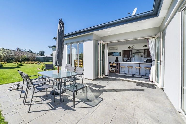 Photo of property in 33 School Lane, Kirwee, Darfield, 7571