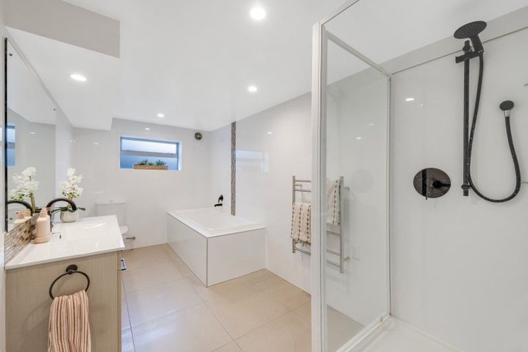 Photo of property in 26 Falstaff Place, Half Moon Bay, Auckland, 2012