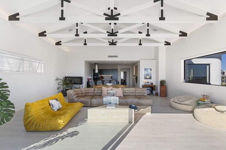 Photo of property in 71 Pah Road, Cockle Bay, Auckland, 2014