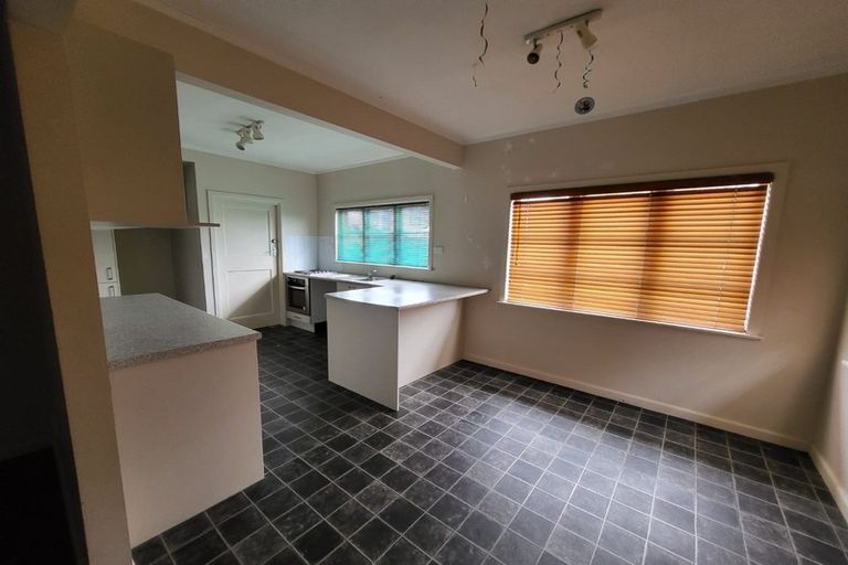 Photo of property in 41 Milton Road, Papatoetoe, Auckland, 2024