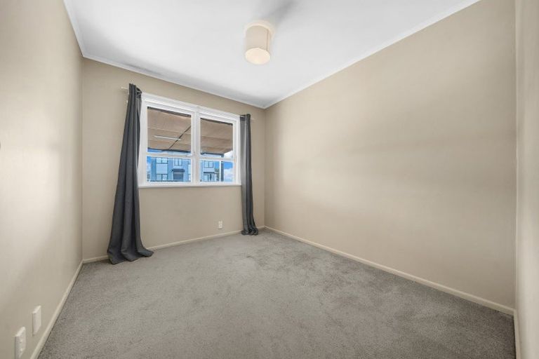 Photo of property in 9 Andrew Road, Howick, Auckland, 2010