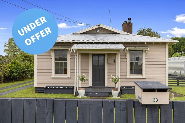 Photo of property in 38 Eynon Road, Morrinsville, 3300