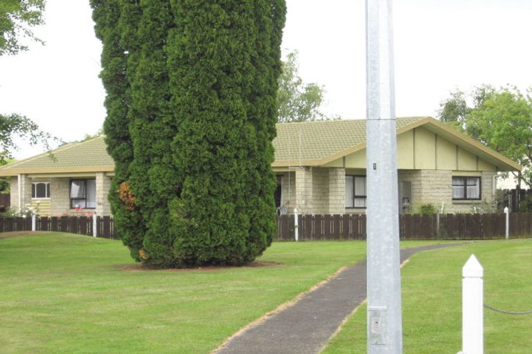 Photo of property in 14 Conrad Place, Leamington, Cambridge, 3432