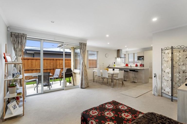 Photo of property in 33 Chandler Way, Rolleston, 7615