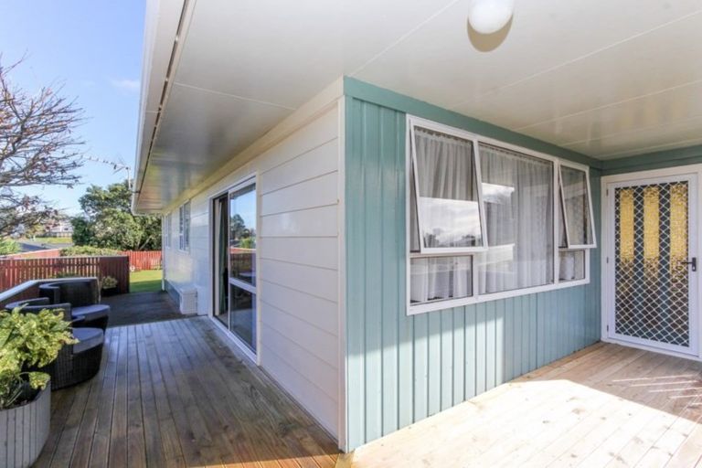 Photo of property in 44 Penrith Street, Westown, New Plymouth, 4310