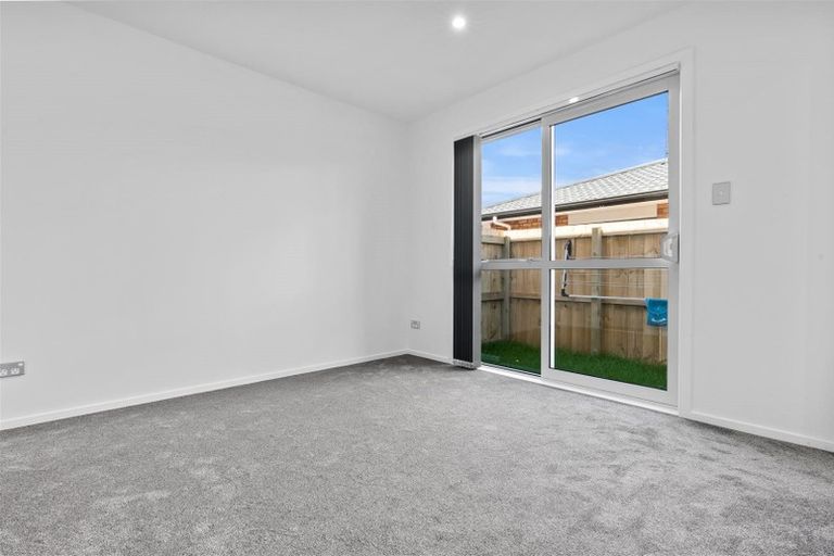 Photo of property in 72e Grove Road, Papakura, 2110