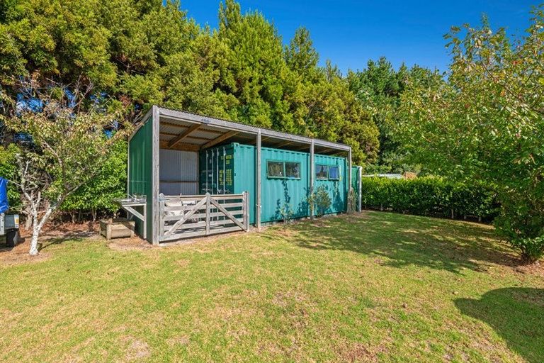 Photo of property in 7 Omana Avenue, Shelly Beach, Helensville, 0874