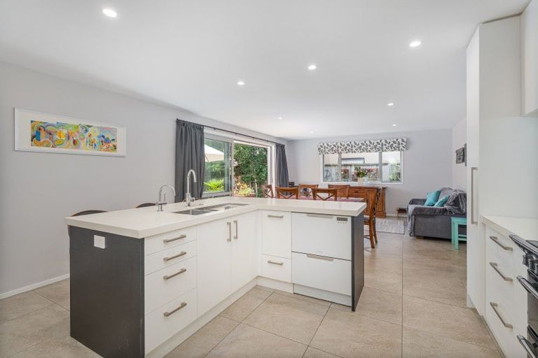 Photo of property in 21 Debenham Drive, Whitianga, 3510