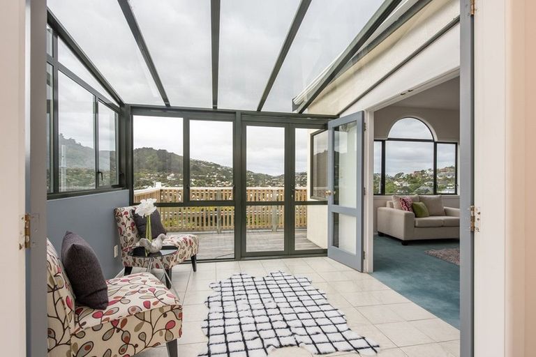 Photo of property in 2 Punjab Street, Khandallah, Wellington, 6035