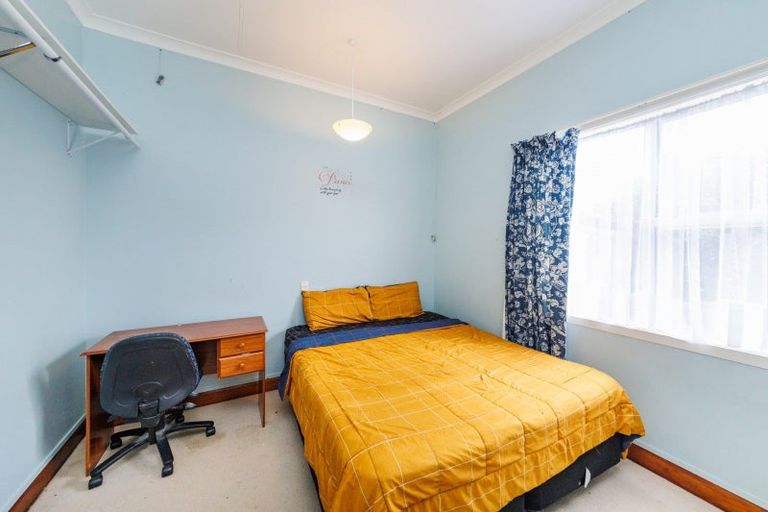 Photo of property in 21 Aru Street, Tangimoana, 4822