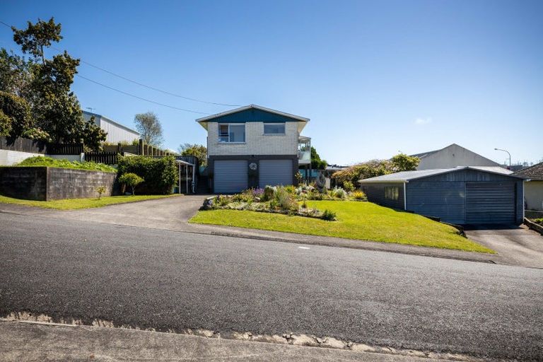 Photo of property in 5 Ngapapa Street, Urenui, 4375