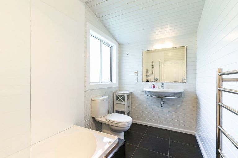 Photo of property in 29 Ngatitoa Street, Tawa, Wellington, 5028