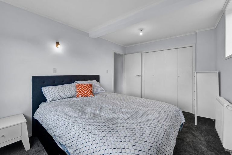 Photo of property in 11 Roto Street, Westown, New Plymouth, 4310