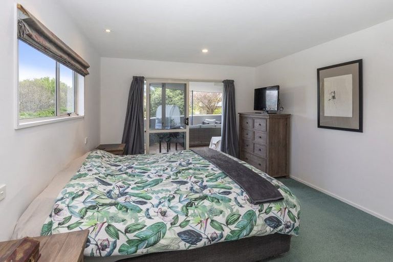 Photo of property in 9 Enticott Place, Huntsbury, Christchurch, 8022