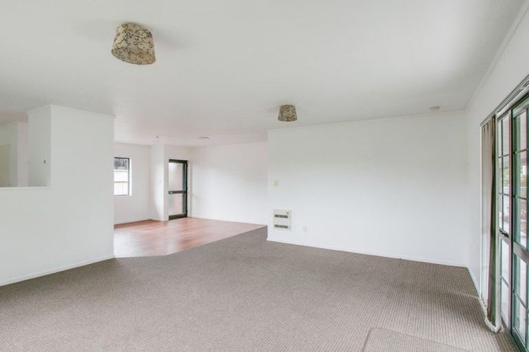 Photo of property in 33 Taradale Road, Marewa, Napier, 4110