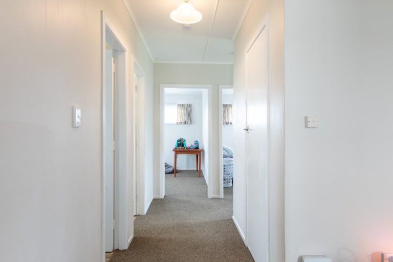 Photo of property in 34 James Street, Dannevirke, 4930