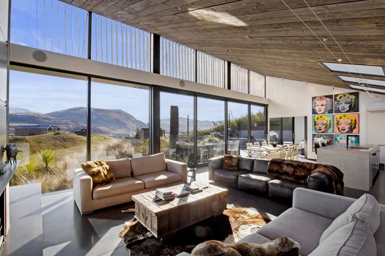 Photo of property in 52 Orford Drive, Jacks Point, Queenstown, 9371